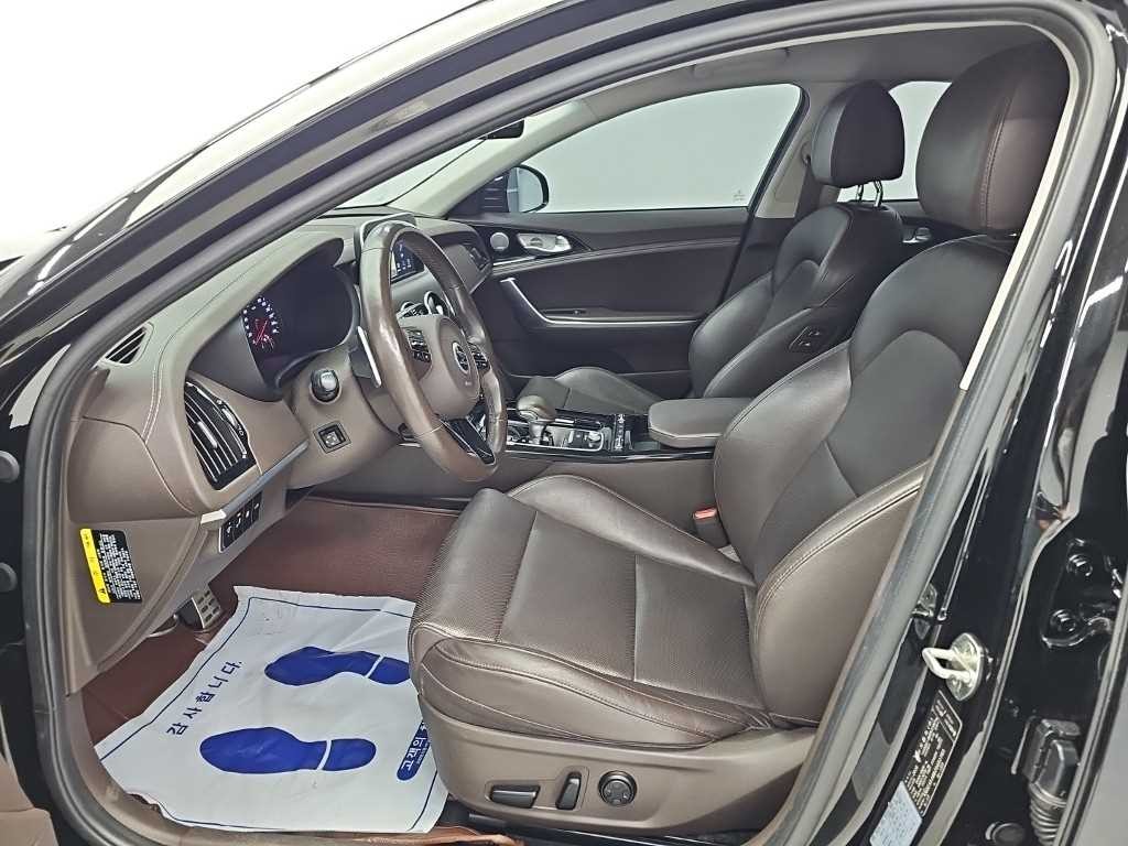기아 스팅어 디젤 2.2 2WD 플래티넘 이미지 12