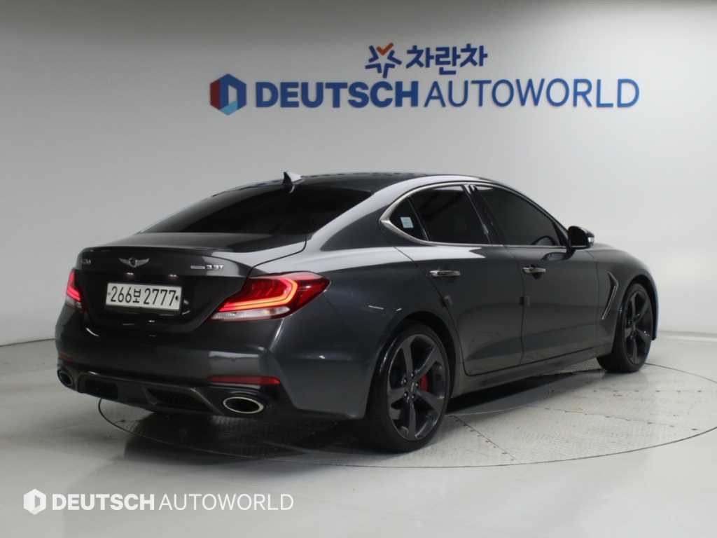 제네시스 G70 3.3T 스포츠 AWD 프레스티지 이미지 2