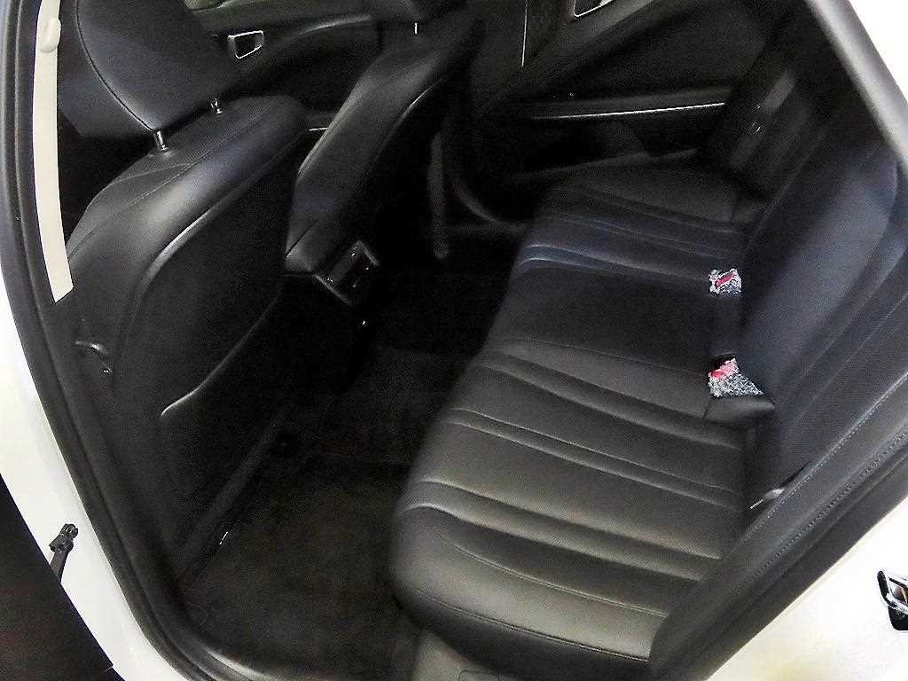 기아 K8 3.5 LPG 2WD 프레스티지 이미지 7