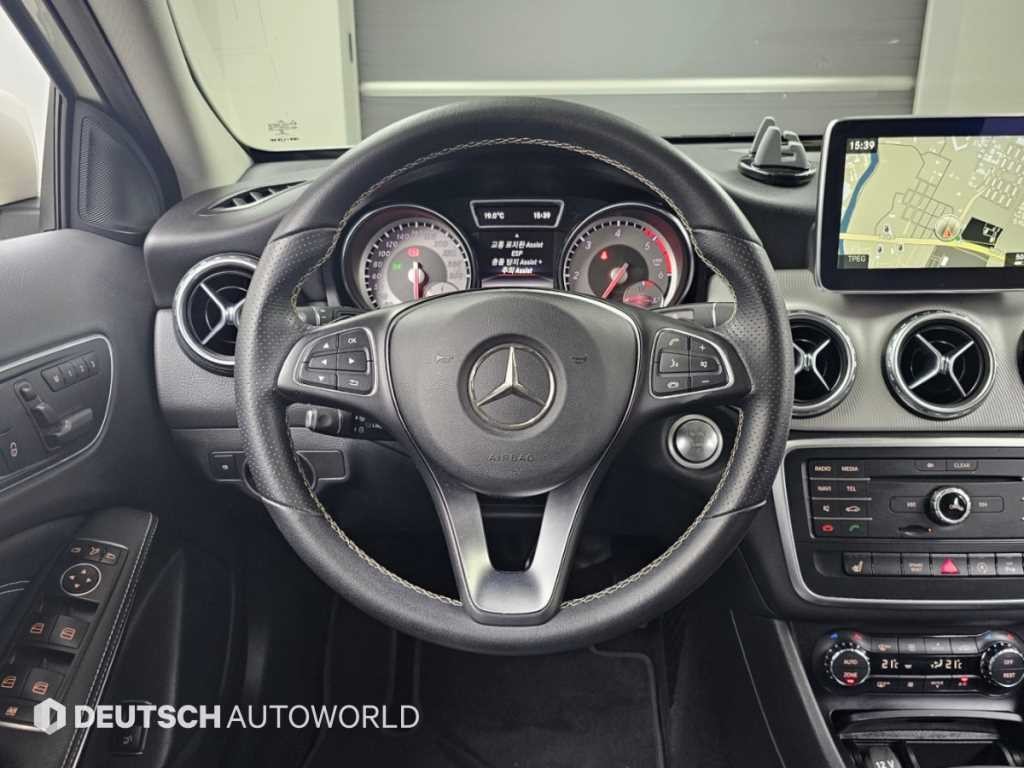 벤츠 GLA 클래스 GLA클래스 X156 GLA200 D 이미지 13