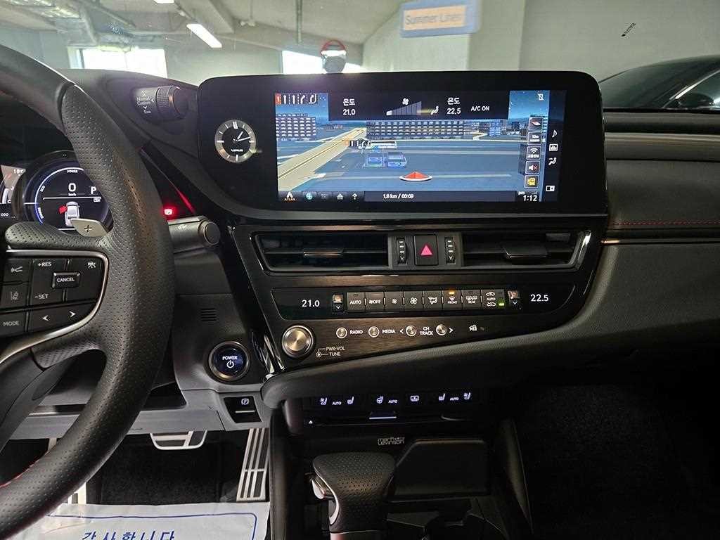 렉서스 ES ES300h 7세대 F-Sport 이미지 10