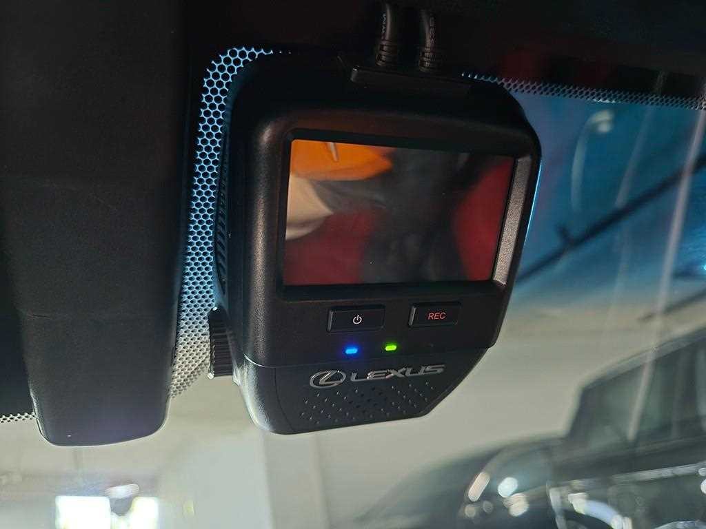 렉서스 ES ES300h 7세대 F-Sport 이미지 16