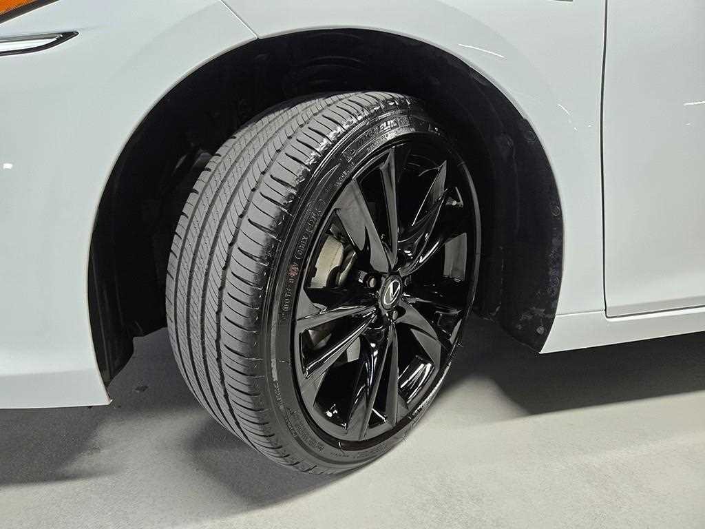 렉서스 ES ES300h 7세대 F-Sport 이미지 20