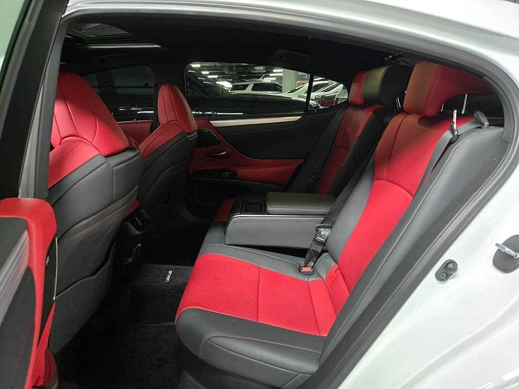 렉서스 ES ES300h 7세대 F-Sport 이미지 6