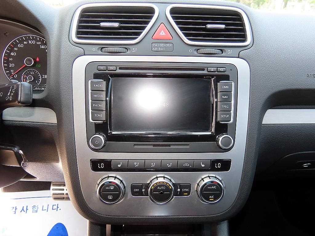폭스바겐 시로코 2.0 TDI R-LINE 이미지 13
