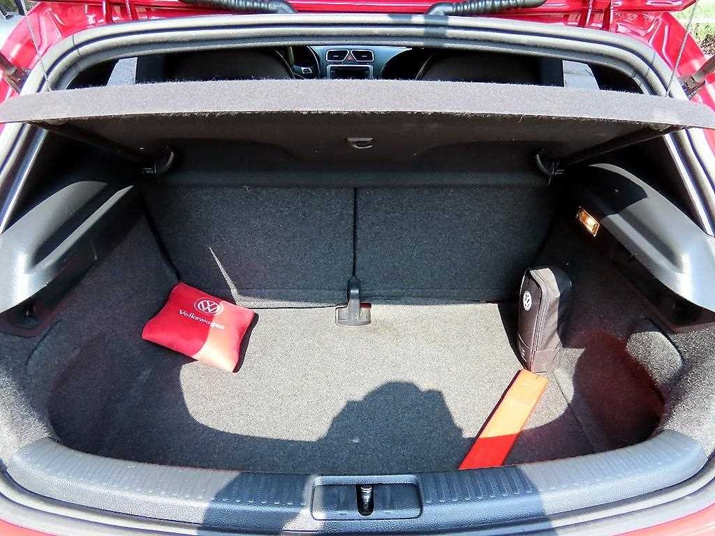 폭스바겐 시로코 2.0 TDI R-LINE 이미지 16