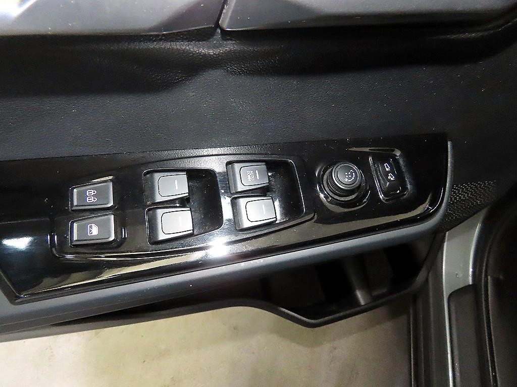 KG모빌리티(쌍용) 토레스 1.5 GDI-T 2WD T5 이미지 13
