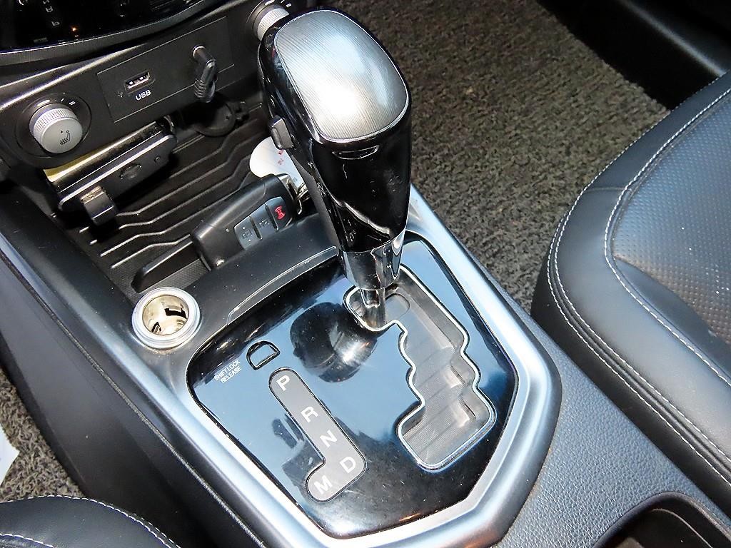 KG모빌리티(쌍용) 티볼리 티볼리 아머 4WD 디젤 LX 이미지 10