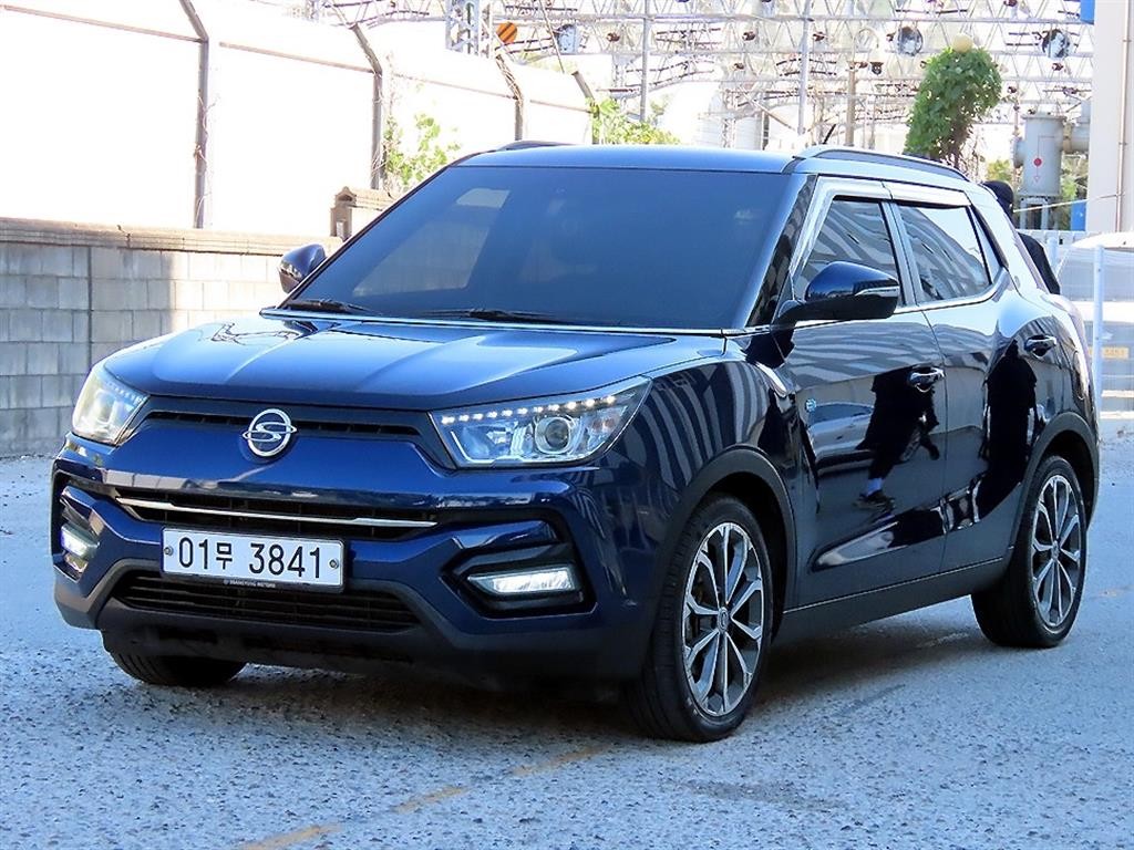 KG모빌리티(쌍용) 티볼리 티볼리 아머 4WD 디젤 LX 이미지 2