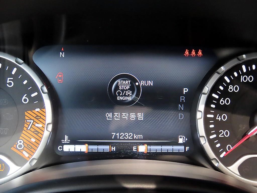 지프 레니게이드 2.4 리미티드 이미지 9