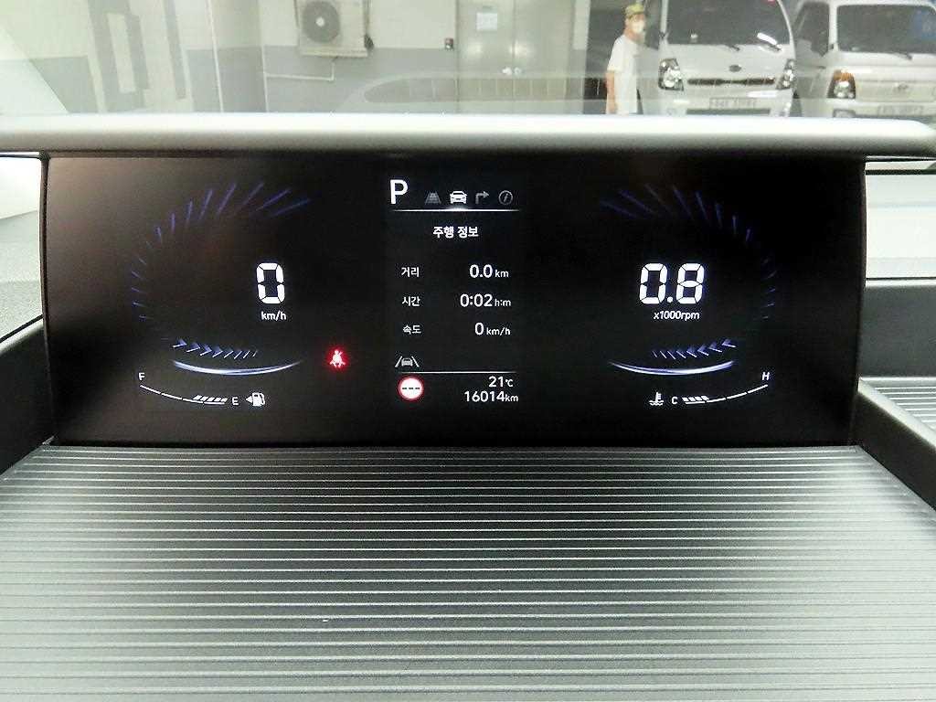 현대 스타리아 LPG 투어러 모던 11인승 이미지 6