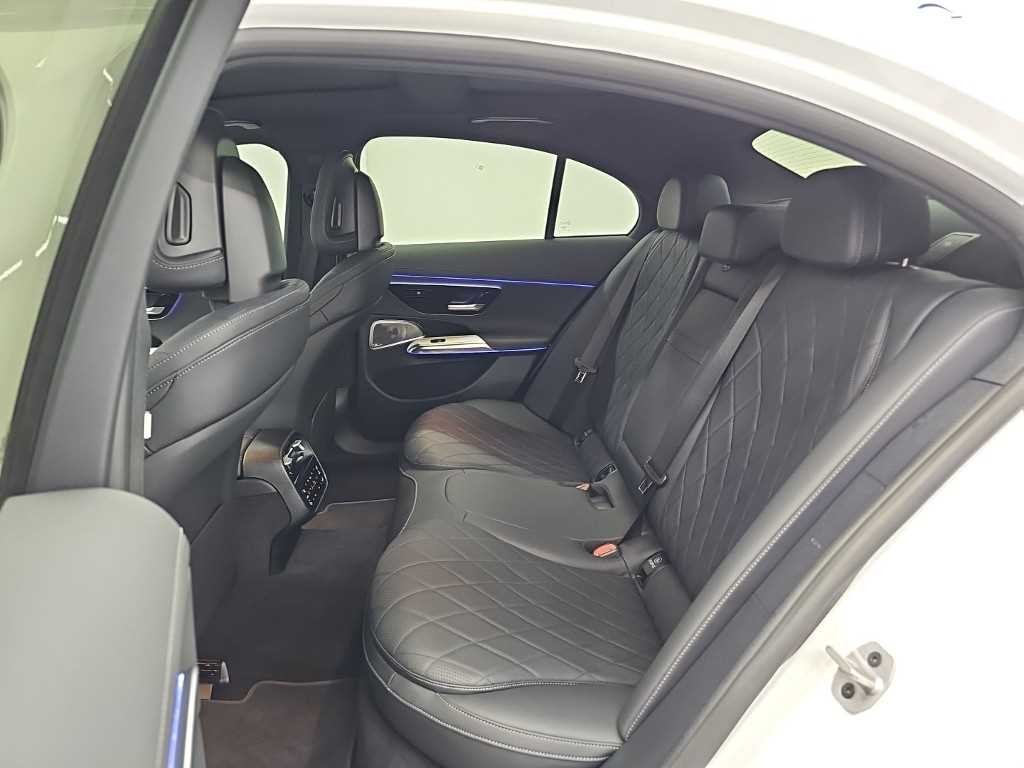 벤츠 E 클래스 E-클래스 W214 E450 4MATIC 익스클루시브 이미지 12