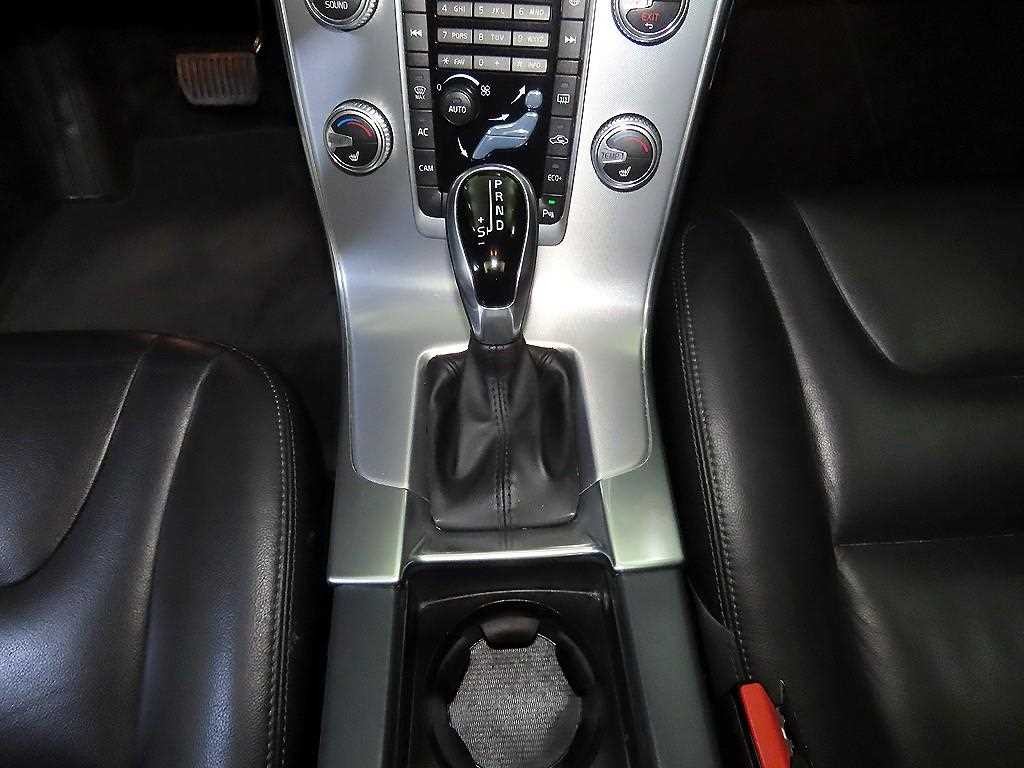 볼보 S60 뉴S60 D3 이미지 12