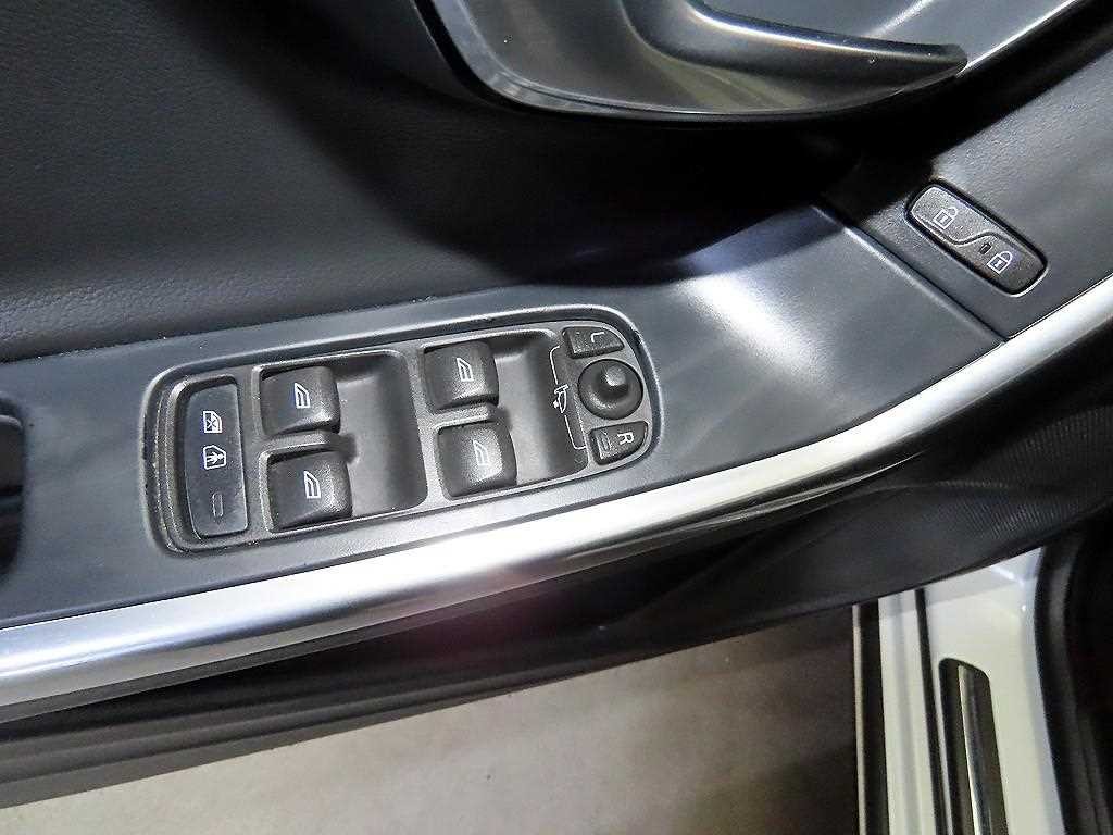 볼보 S60 뉴S60 D3 이미지 13