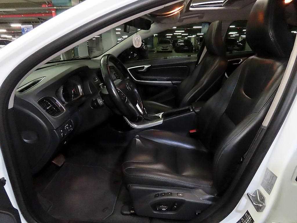 볼보 S60 뉴S60 D3 이미지 6