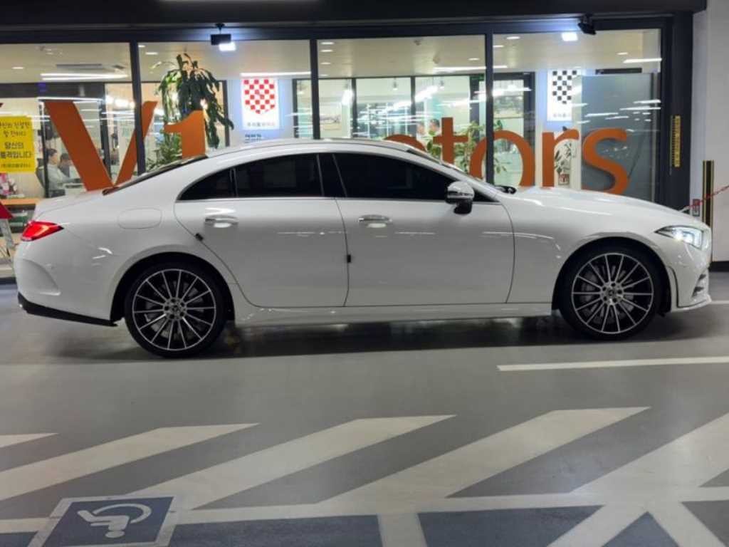 벤츠 CLS 클래스 CLS클래스 C257 CLS 450 4MATIC AMG Line 이미지 3