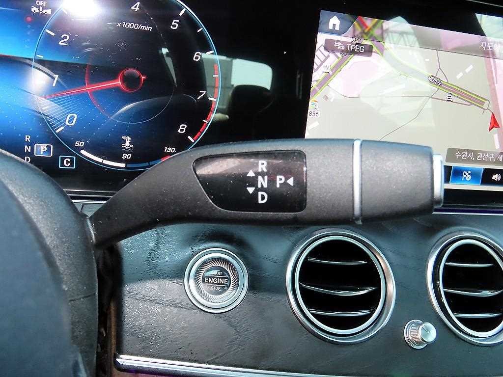 벤츠 E 클래스 E-클래스 W213 E250 아방가르드 이미지 10
