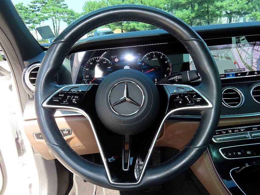 벤츠 E 클래스 E-클래스 W213 E250 아방가르드 이미지 8