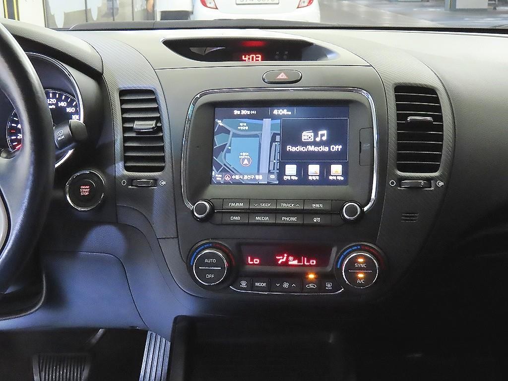 기아 K3 더뉴 K3 1.6 GDI 트렌디 이미지 11