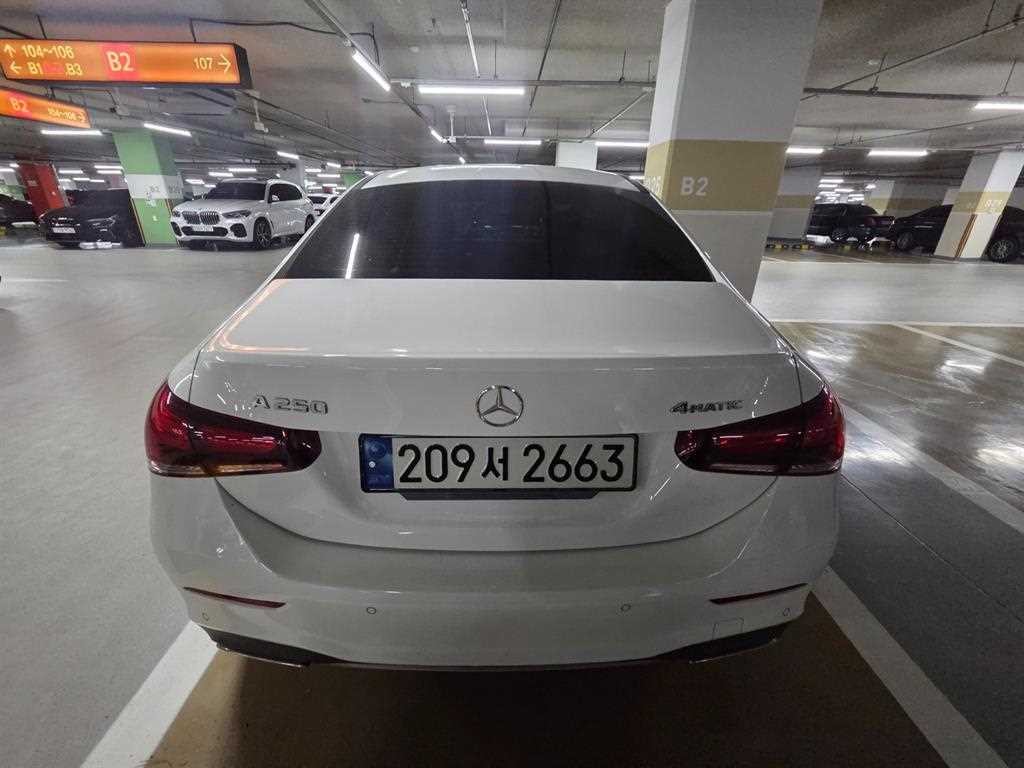 벤츠 A 클래스 A클래스 W177 A250 4MATIC 세단 이미지 4