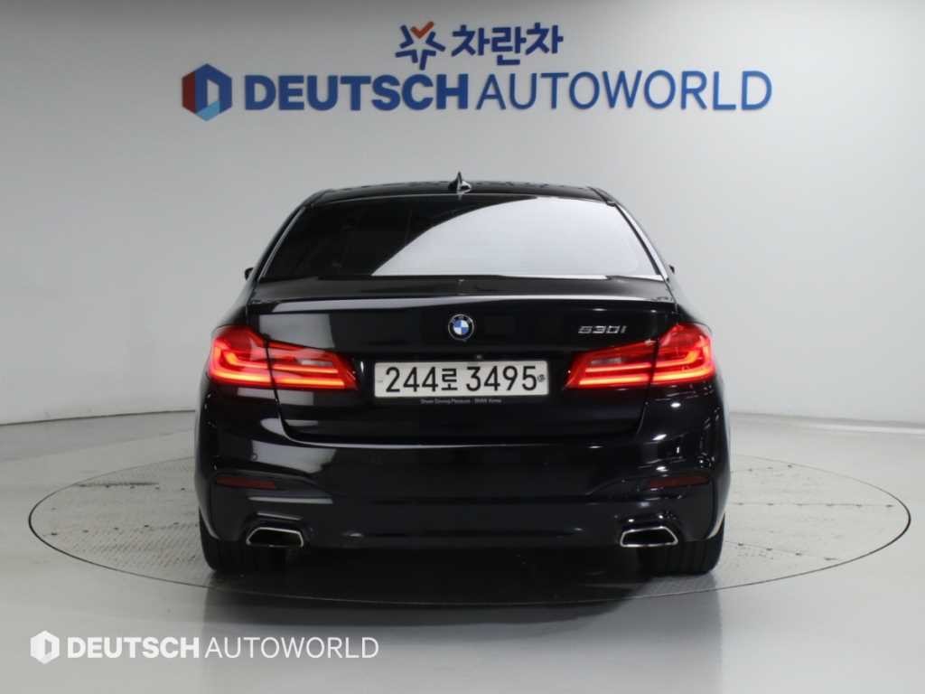 BMW 5시리즈 5시리즈 (G30) 530i M 스포츠 플러스 이미지 4