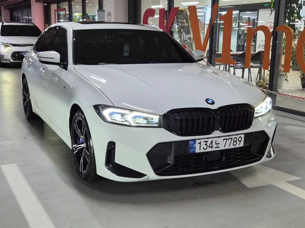 BMW 3시리즈 3시리즈 (G20) 320i M 스포츠 이미지 1
