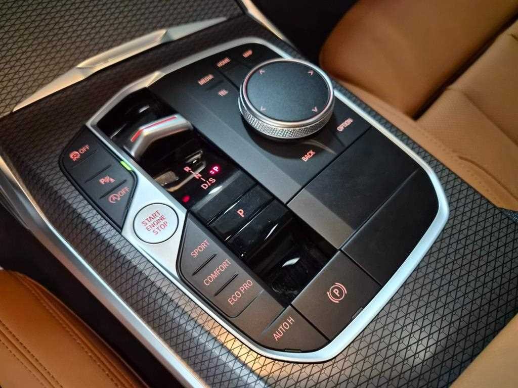 BMW 3시리즈 3시리즈 (G20) 320i M 스포츠 이미지 11