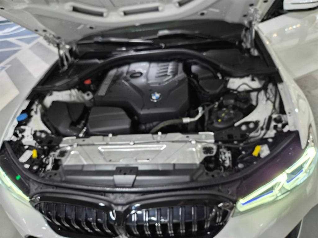 BMW 3시리즈 3시리즈 (G20) 320i M 스포츠 이미지 19