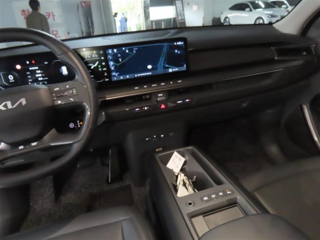 기아 EV9 롱레인지 4WD 에어 이미지 15