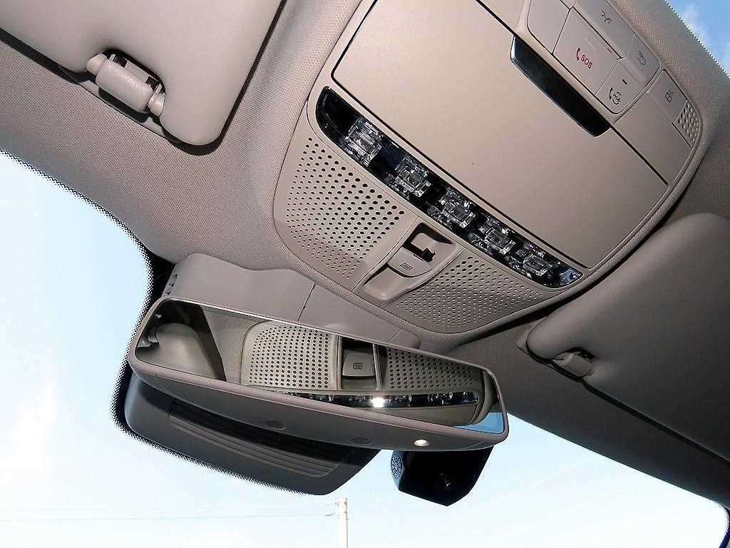 벤츠 E 클래스 E-클래스 W213 E220d 아방가르드 이미지 16