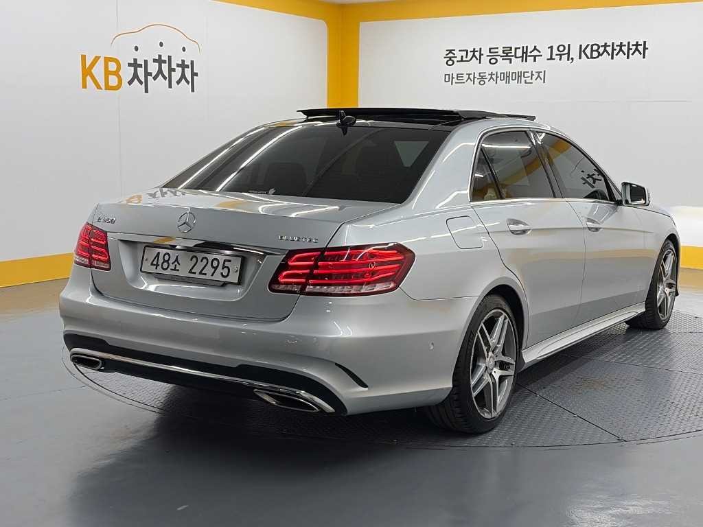 벤츠 E 클래스 E-클래스 W212 E350 블루텍 4MATIC 이미지 4