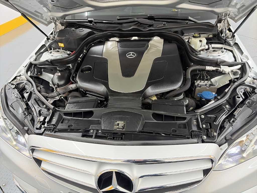 벤츠 E 클래스 E-클래스 W212 E350 블루텍 4MATIC 이미지 5