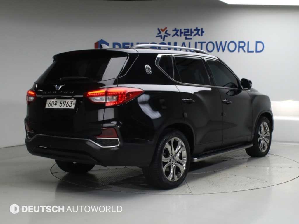 KG모빌리티(쌍용) 렉스턴 G4렉스턴 디젤 2.2 2WD 유라시아 에디션 이미지 2