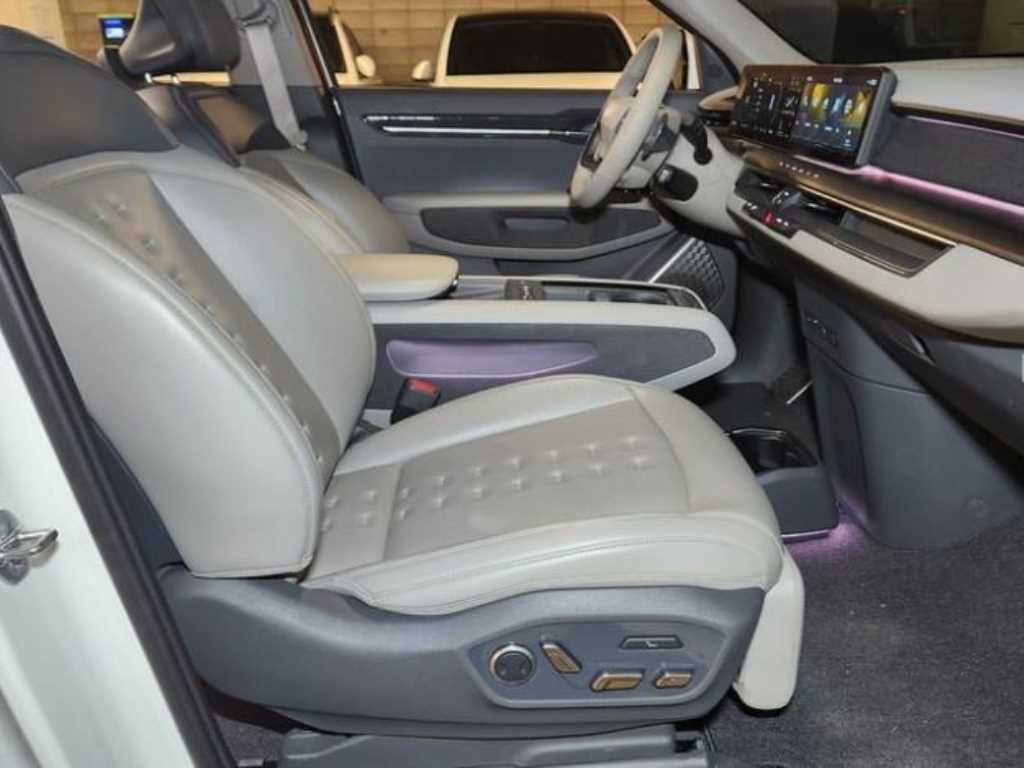 기아 EV9 롱레인지 4WD 어스 이미지 5