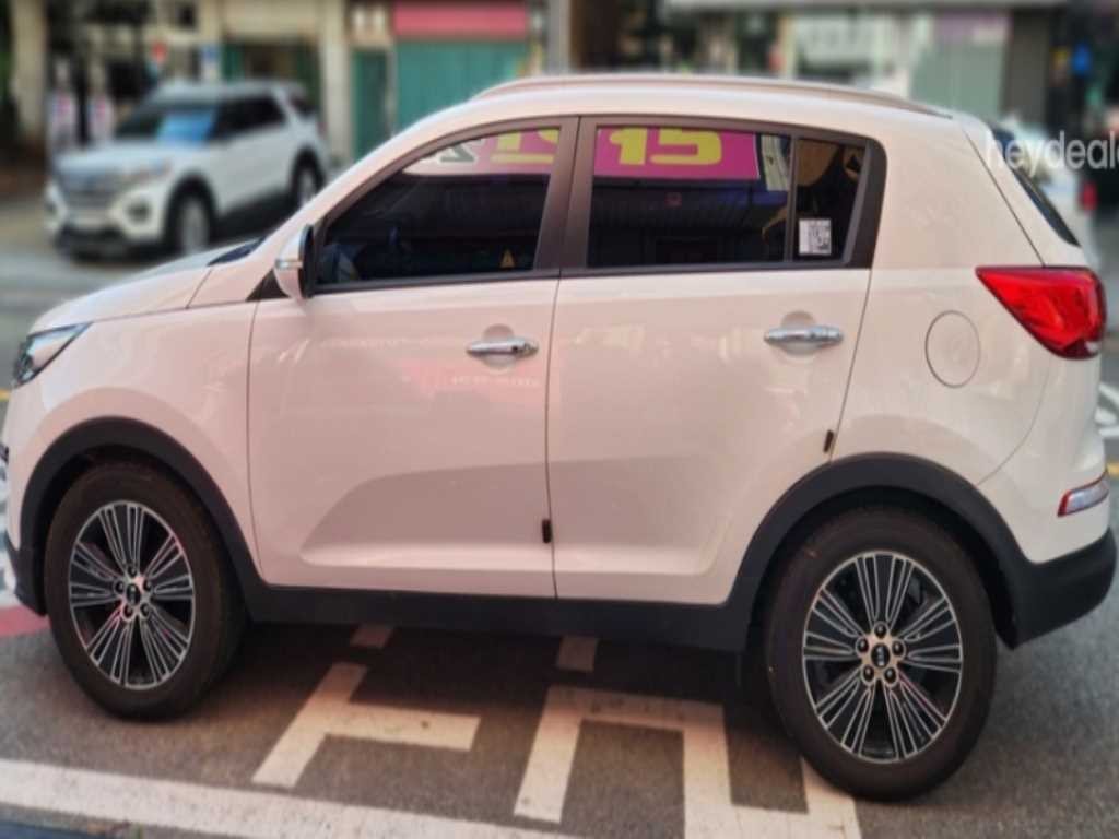 기아 스포티지 더 뉴 스포티지 R 디젤 2WD 프레스티지 이미지 3