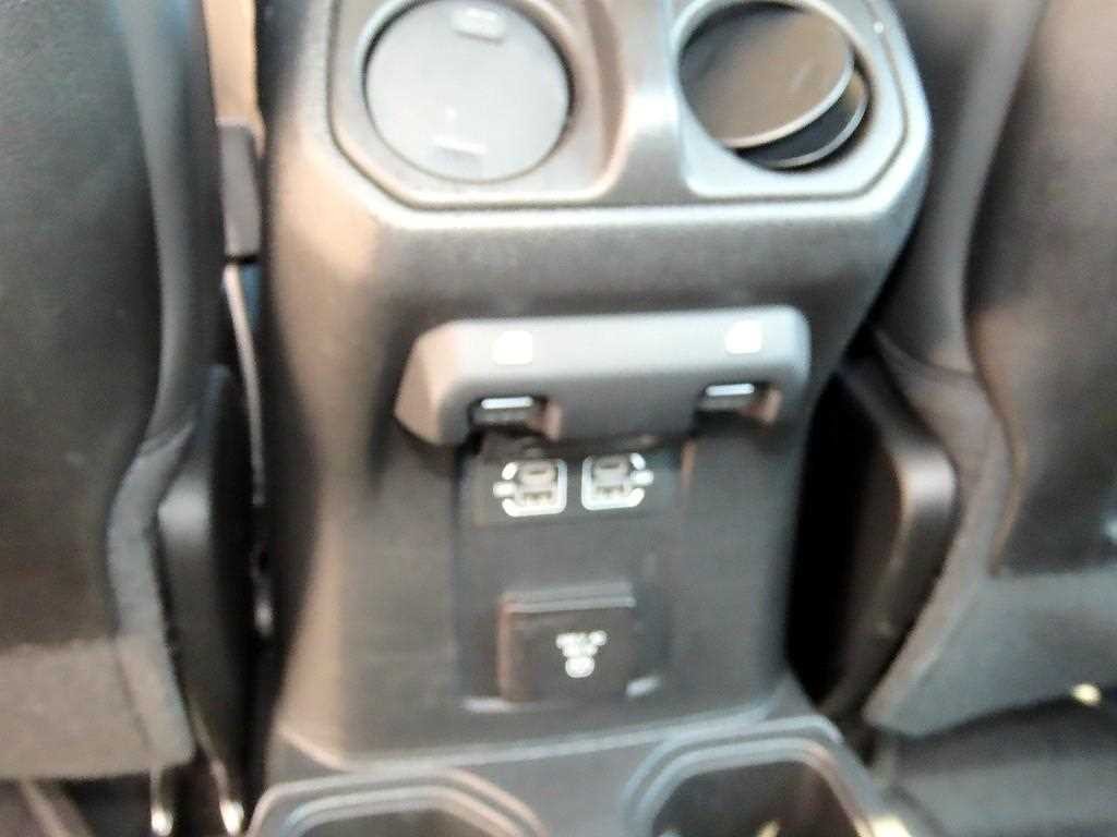 지프 글래디에이터 3.6 루비콘 4WD 이미지 16