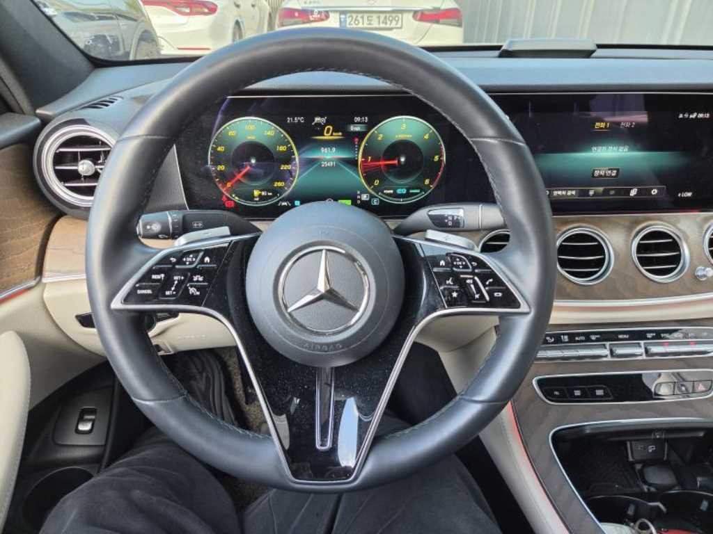 벤츠 E 클래스 E-클래스 W213 E220d 익스클루시브 이미지 5