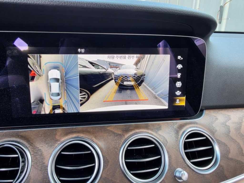 벤츠 E 클래스 E-클래스 W213 E220d 익스클루시브 이미지 9