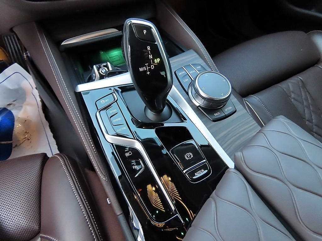 BMW 5시리즈 5시리즈 (G30) 530e 럭셔리 이미지 11