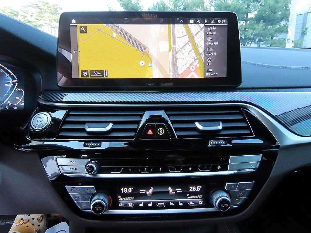 BMW 5시리즈 5시리즈 (G30) 530e 럭셔리 이미지 13