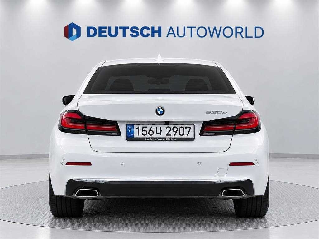 BMW 5시리즈 5시리즈 (G30) 530e 럭셔리 이미지 2