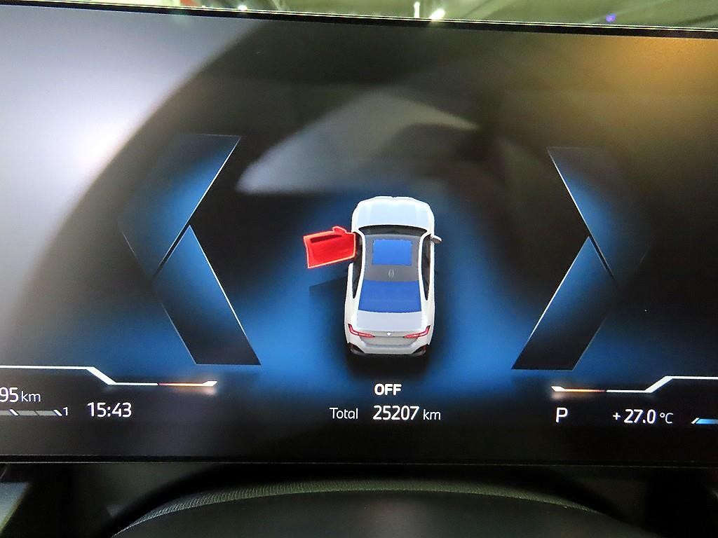 BMW 5시리즈 5시리즈 (G60) 530i xDrive M 스포츠 이미지 9