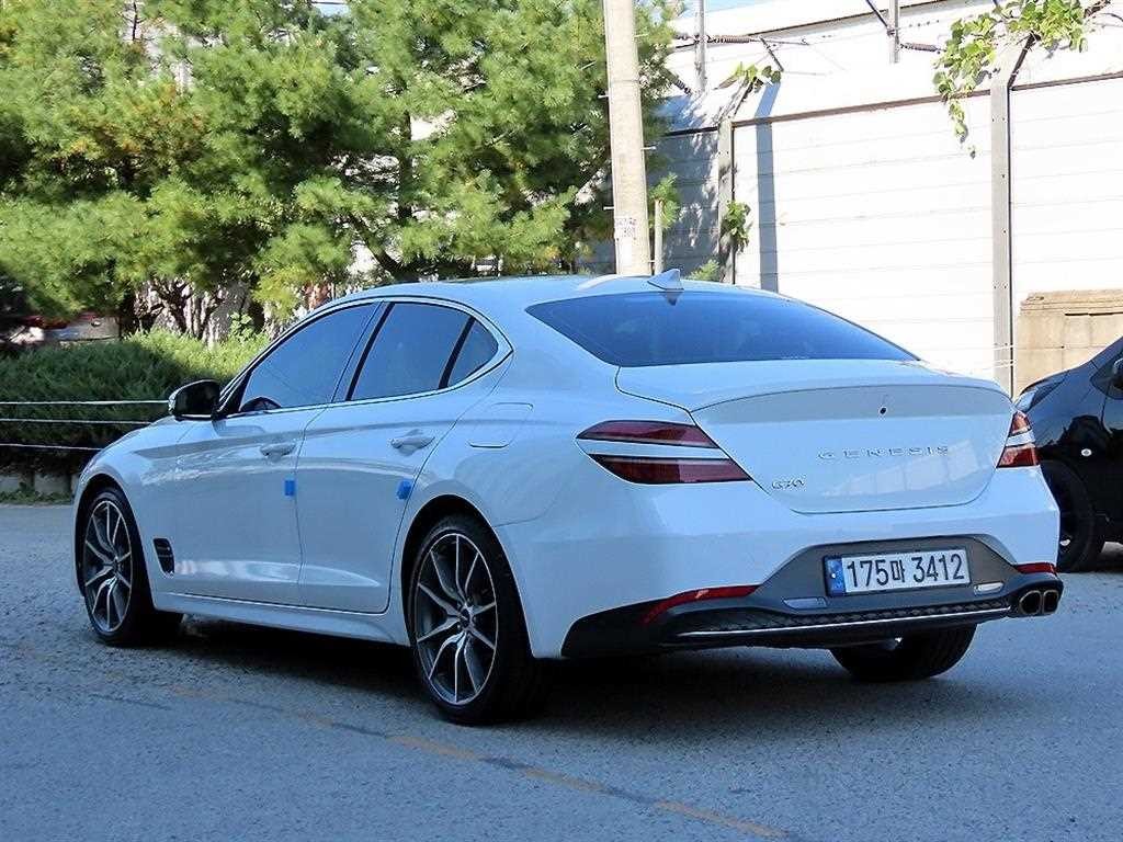 제네시스 G70 더 뉴 G70 가솔린 2.0T 2WD 기본형 이미지 3