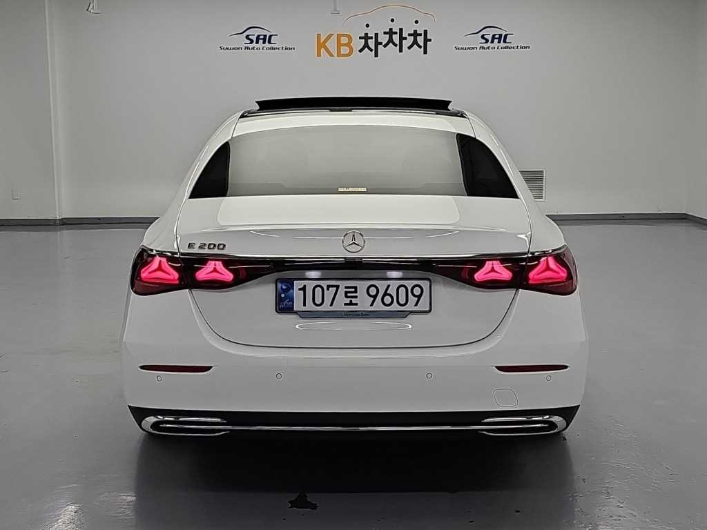 벤츠 E 클래스 E-클래스 W214 E200 아방가르드 이미지 3