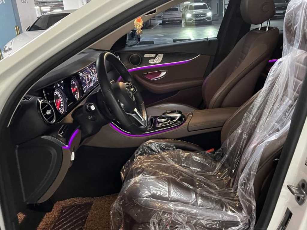 벤츠 E 클래스 E-클래스 W213 E220d 아방가르드 이미지 10