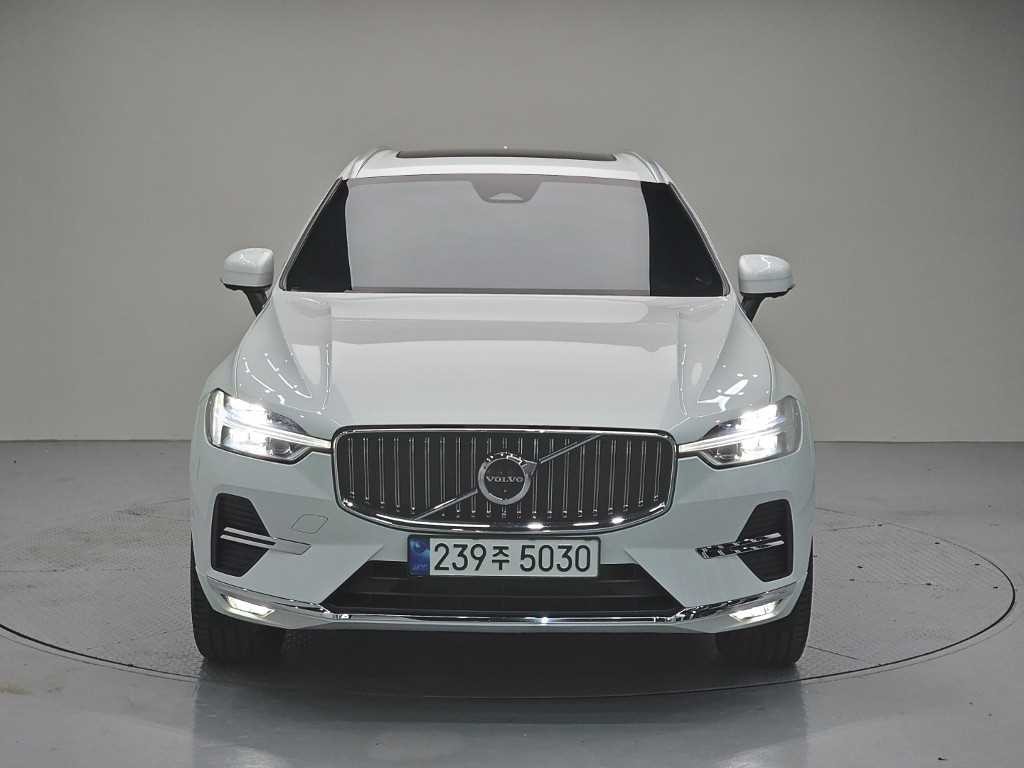 볼보 XC60 XC60(2세대) B6 AWD 얼티메이트 브라이트 이미지 2