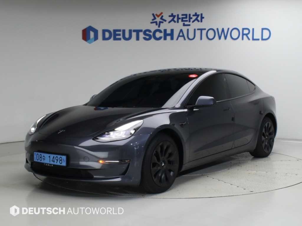 테슬라 모델 3 롱 레인지 이미지 1
