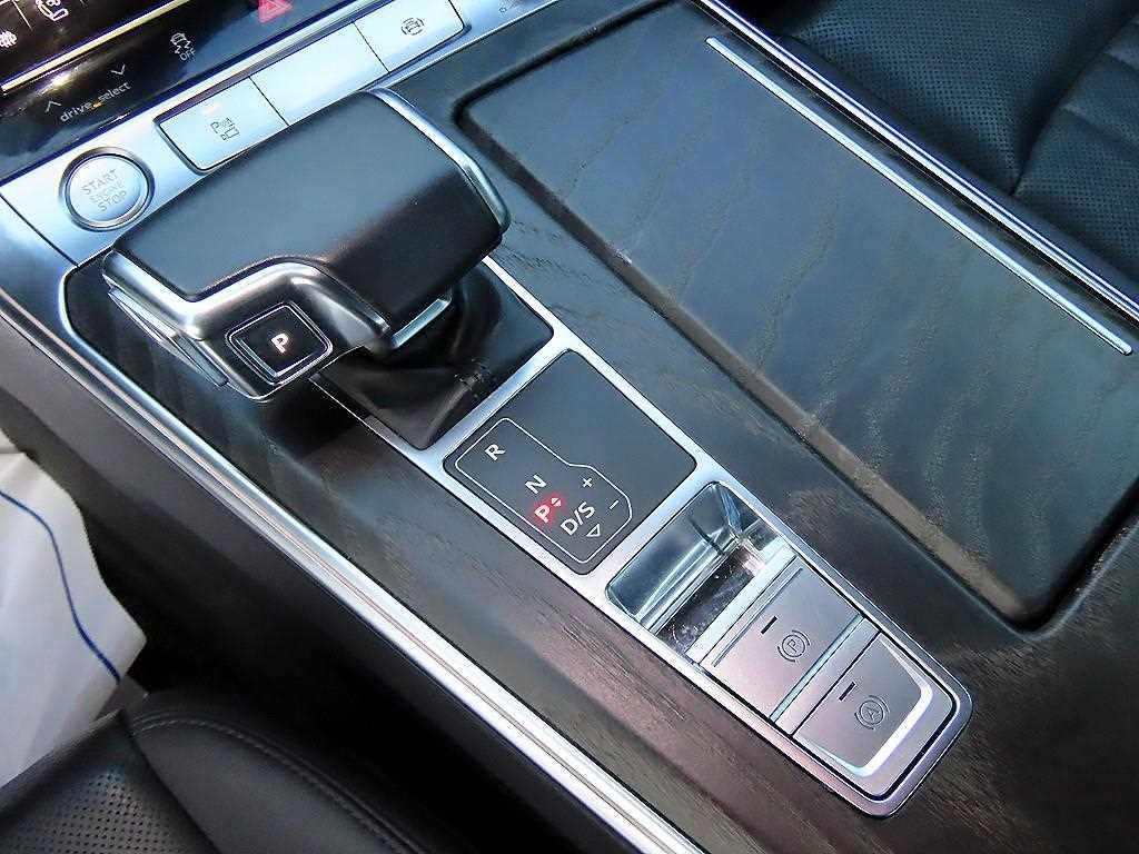 아우디 A6 A6 (C8) 45 TFSI 프리미엄 이미지 11