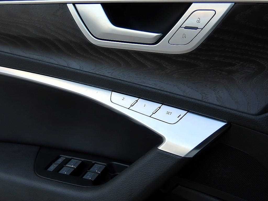 아우디 A6 A6 (C8) 45 TFSI 프리미엄 이미지 12