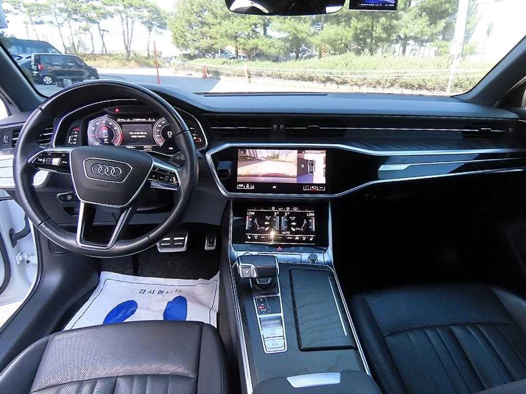 아우디 A6 A6 (C8) 45 TFSI 프리미엄 이미지 7